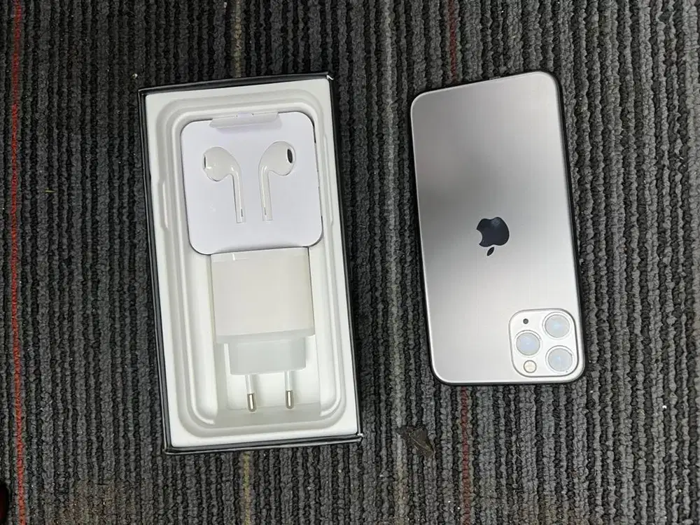 iphone 11 pro 256gb sama baru all