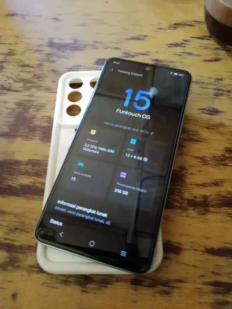 Vivo v27e ram 12+8/256