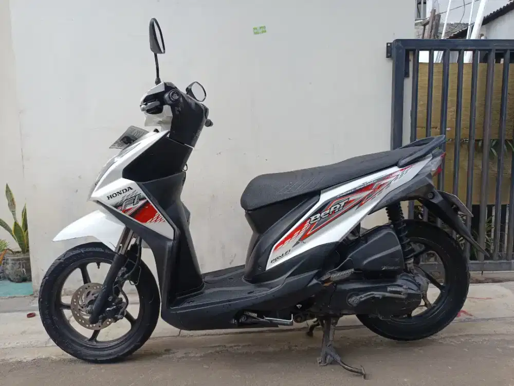Honda beat fi 2014 sehat terawat