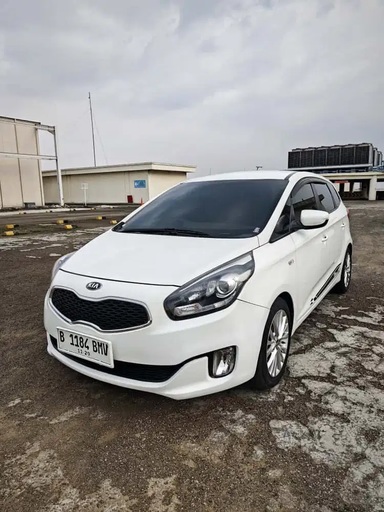 TERMURAH KIA CARENS LX 2.0 MATIC 2013 GEN 3