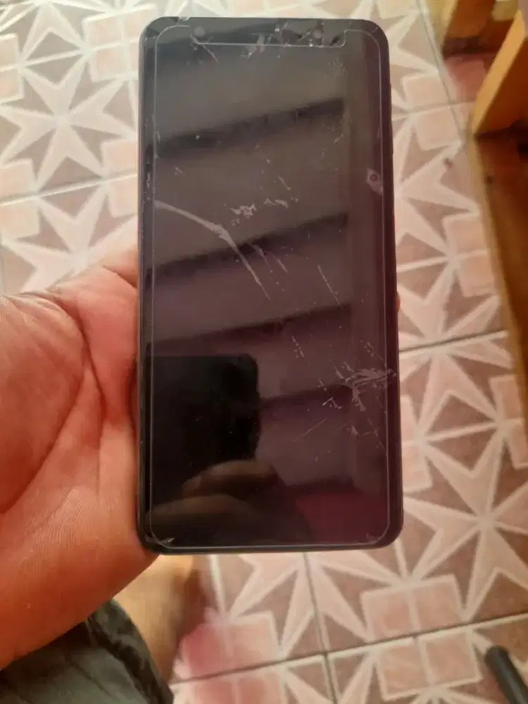 Samsung A7 2018 4/64 NFC Minus