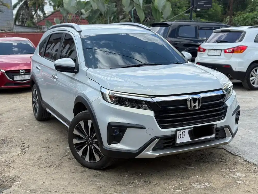 HONDA BRV PRESTIGE MATIC 2023 km 20rban Full peredam tgn pertama