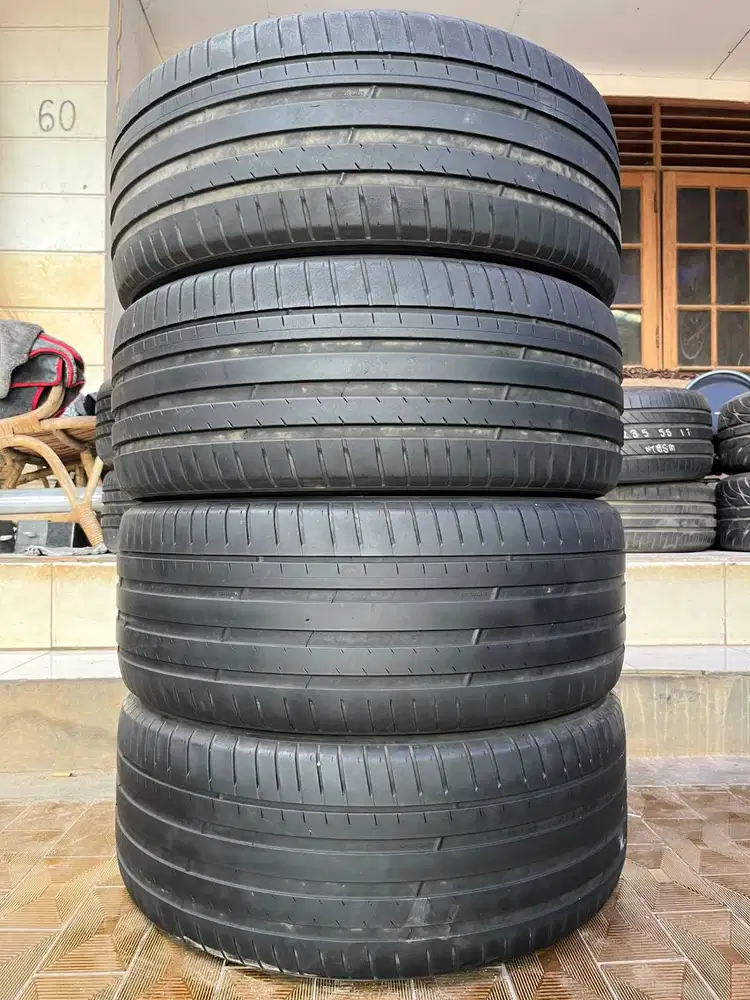 Ban Michelin Pilot Sport EV 255 45 r20 4Pcs