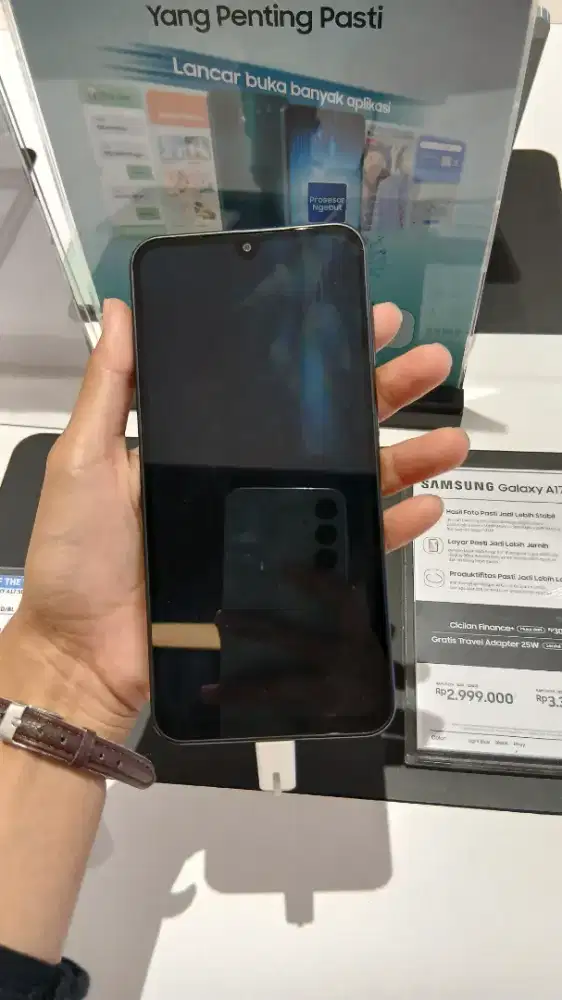 Handphone Samsung galaxy A17 5G