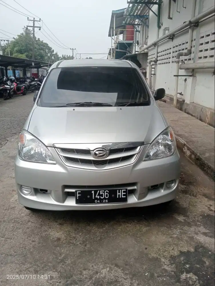 Daihatsu Xenia (2011)