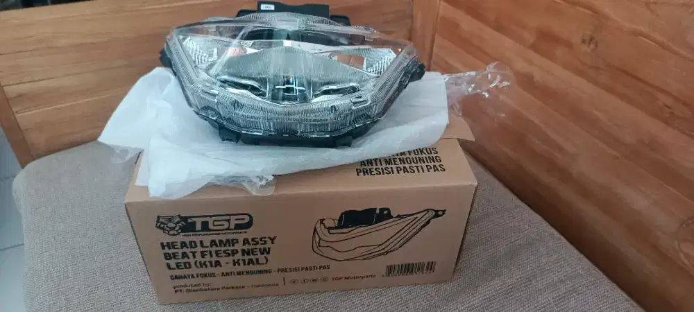 Lampu Depan Reflektor