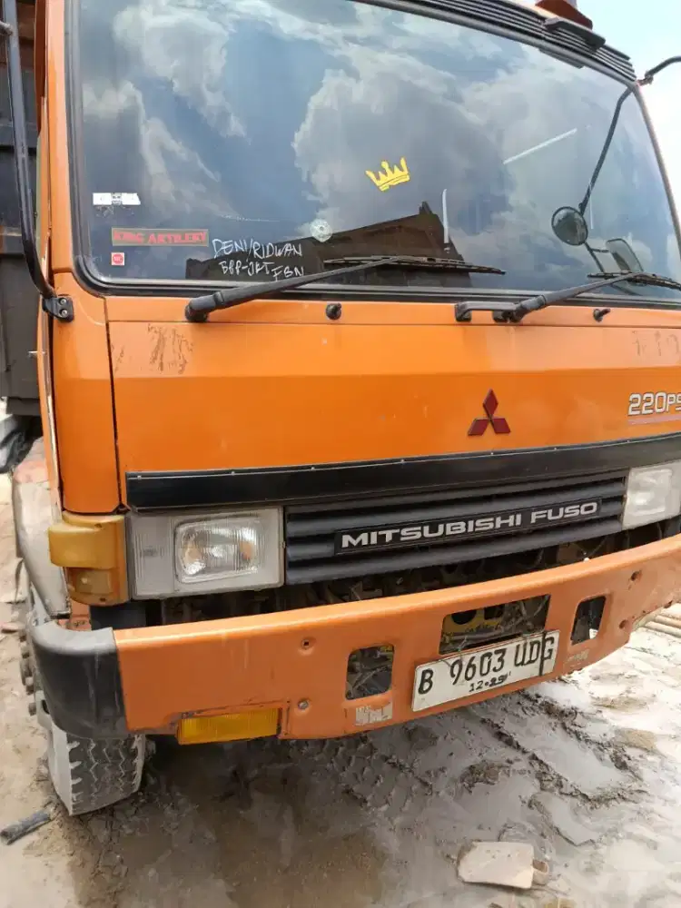 Mitsubishi Fuso dump 2019