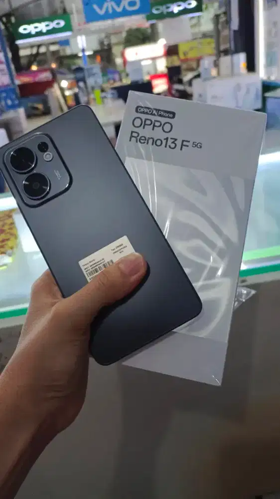 Reno13f 5G  hitam  8/256