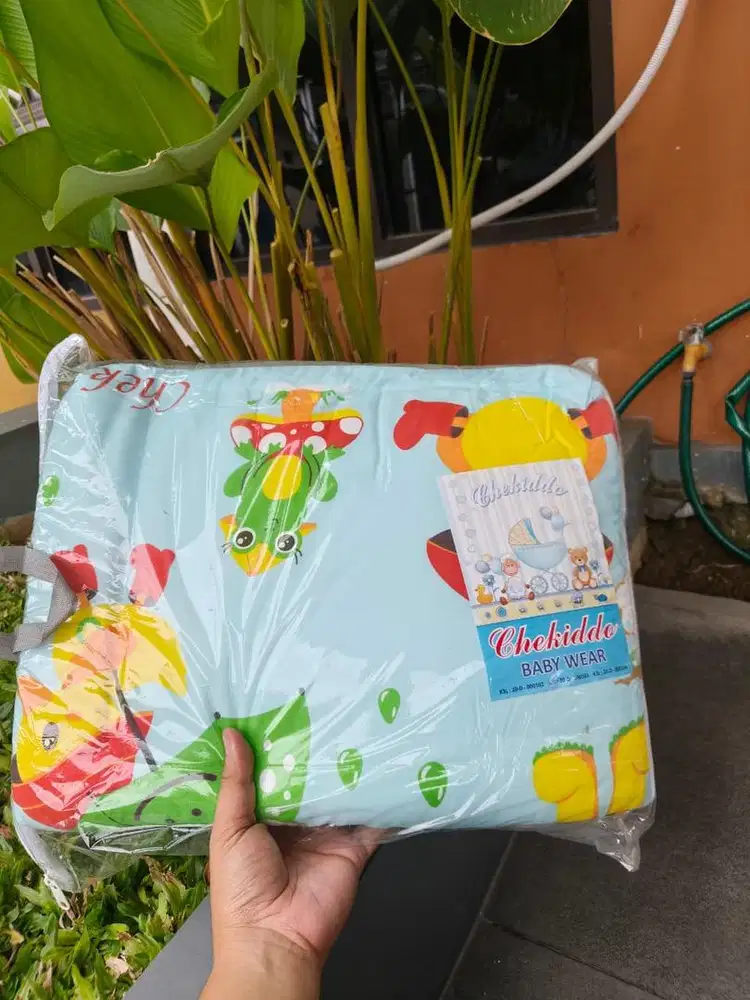 perlengkapan bayi & anak kasur bayi lucu lengkap dengan guling bantal