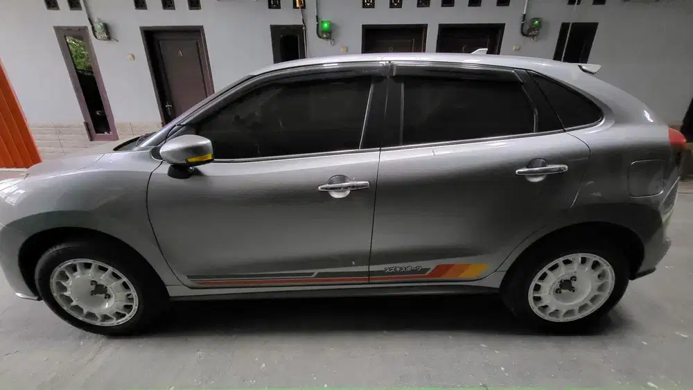 Suzuki Baleno 2018 Bensin