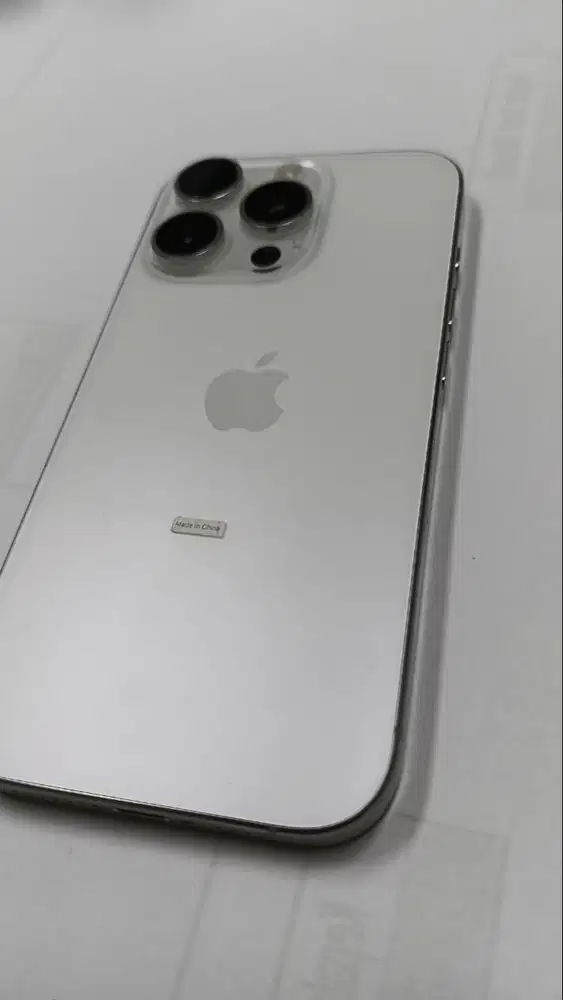 iPhone 16 Pro White (ex iBox)