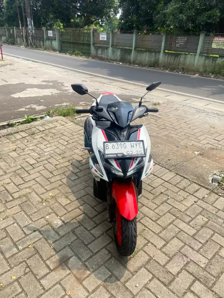 Dijual Yamaha aerox tahun 2020 mesin bagus pajak hidup panjang