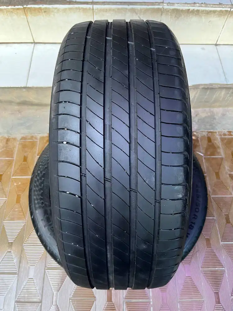 Ban Michelin Primacy 4 225 50 r18 1Pcs