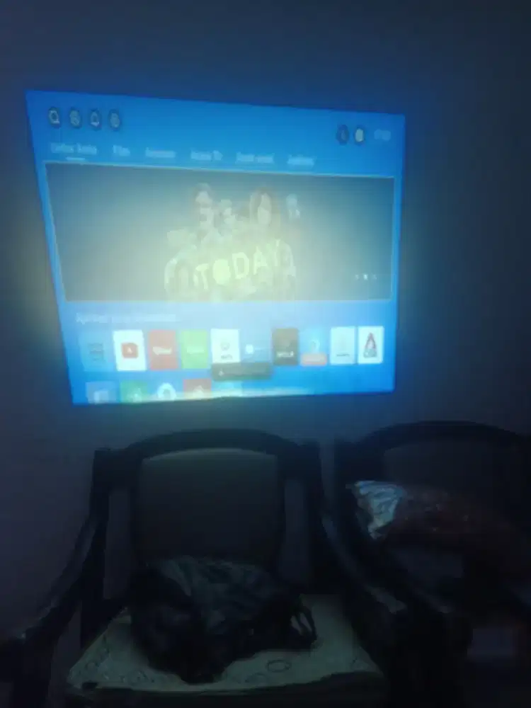 Proyektor eroc magic v3