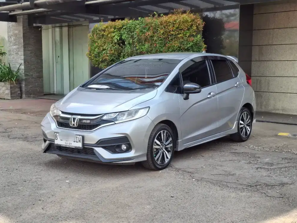 HONDA JAZZ RS  new matic thn 2019 istimewa