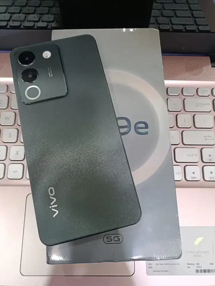 Vivo v29e 5G 8/256gb fulset mulus, charger bukan ORI tapi naik bagus