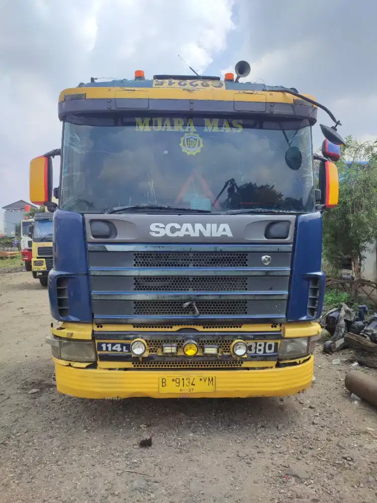 Scania 114 L 380 Tahun 200