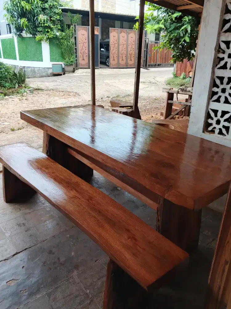 MEJA makan antik teras