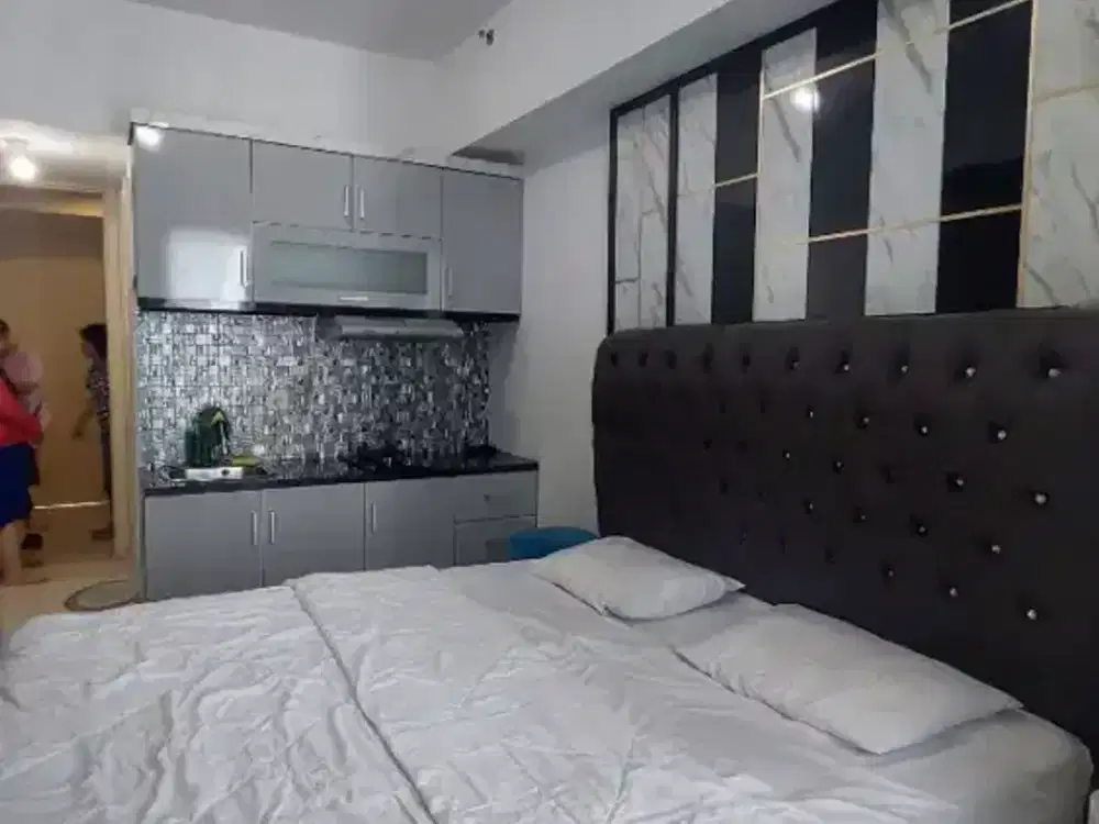 06. Sewa tahunan apartemen Benson full furnish mewah lantai 15