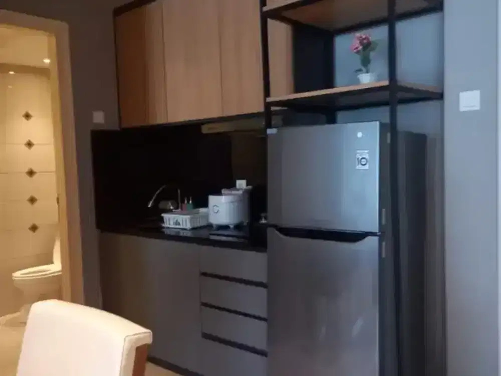 02. Sewa bulanan apartemen Anderson 3 BR full furnish