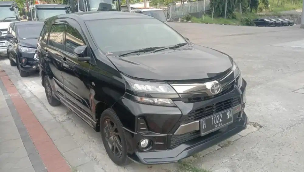 Dijual TOYOTA AVANZA Veloz 1.5 GR Limited MT, 2021, hitam metalik