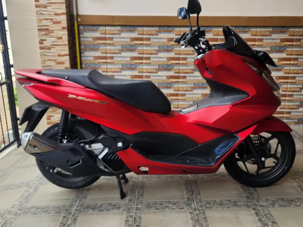 PCX ABS 2022 low KM