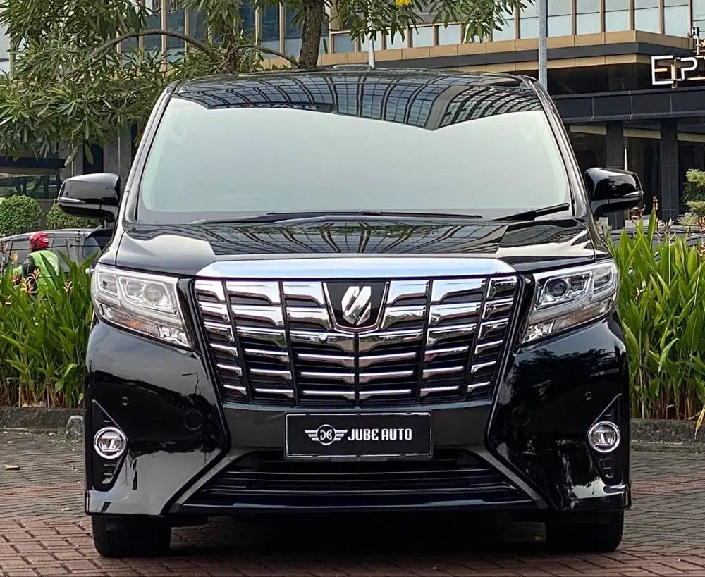 LOW KM Toyota Alphard 2.5 G ATPM 2017