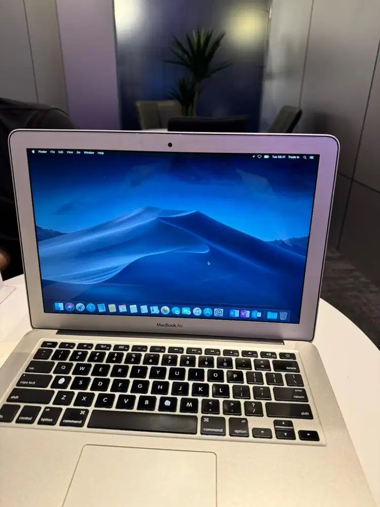 Macbook air 2015 intel core i5 iBox Fullset