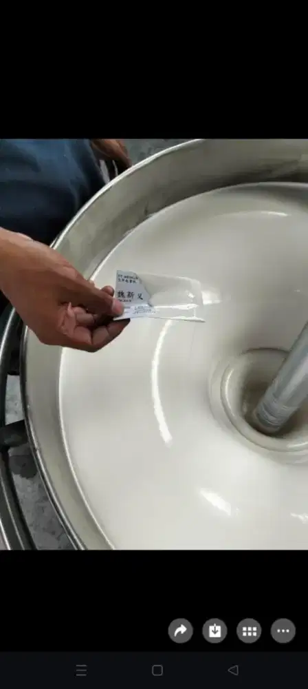 Cat lantai epoxy area bali