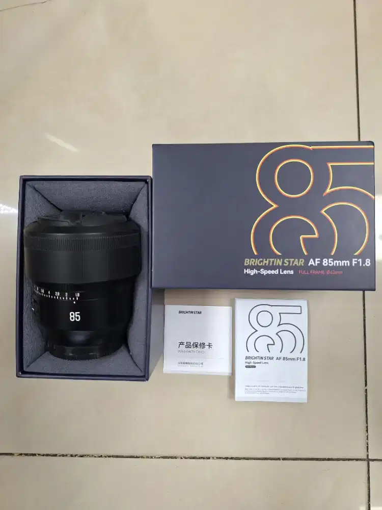 Lensa Sony Full Frame Brightin Star 85mm f1.8 mulus Likenew