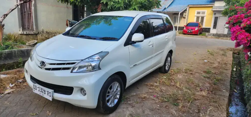 Xenia R Deluxe Manual 2015 nego mulus