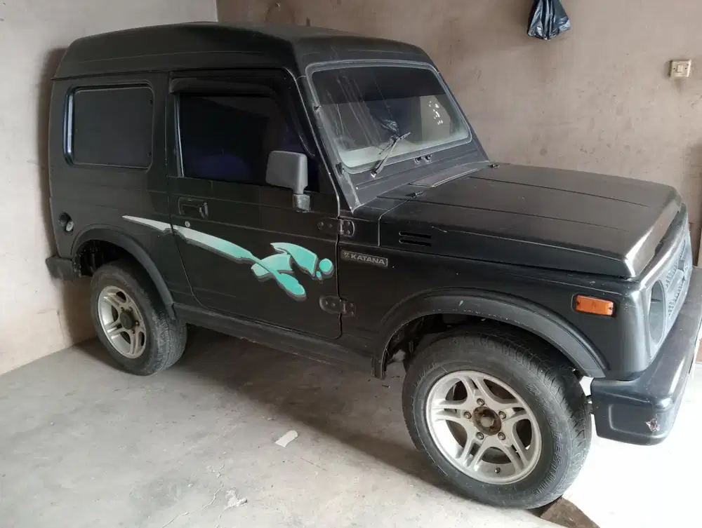 Suzuki Jimny 2002 Bensin