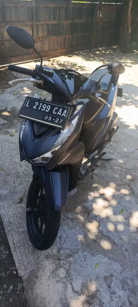 Honda Beat Deluxe CBS ISS 2022 Biru Dongker