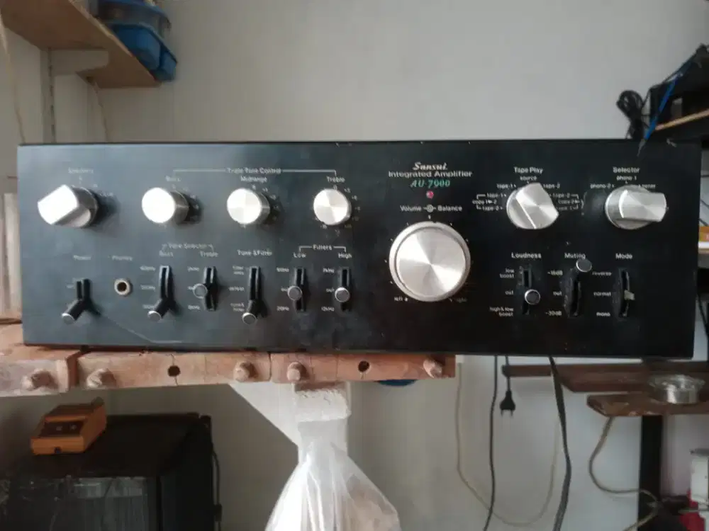 Amplifier antik sunsui