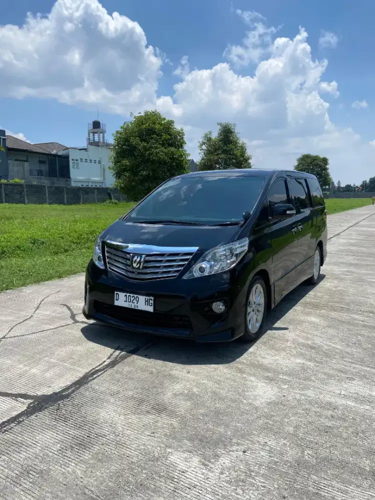 Alphard 2.4 2 WD AT