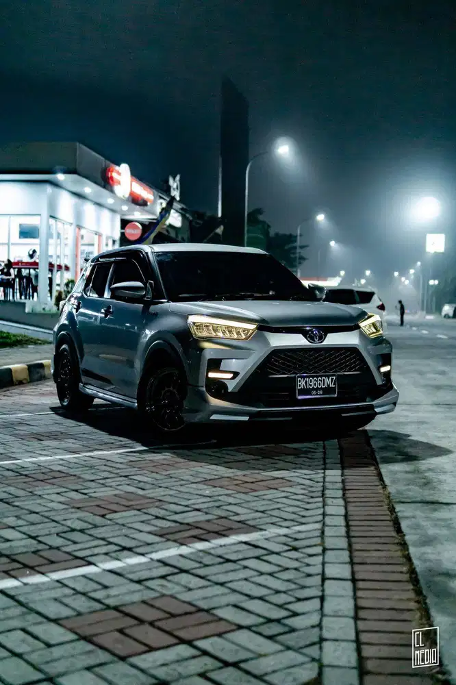 Jual Toyota Raize Silver 2021