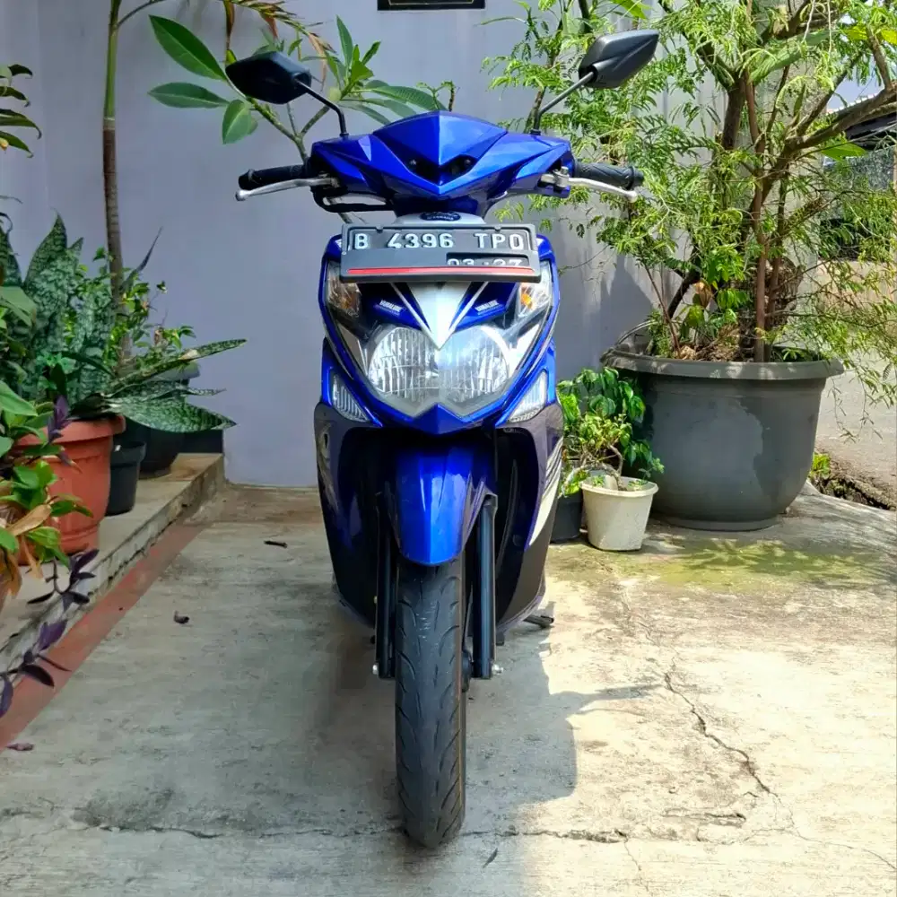 [SPECIAL EDITION] Yamaha Xeon RC 125 cc Injeksi Tahun 2014 ISTIMEWA