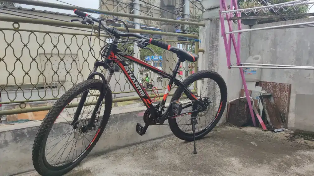 Sepeda Gunung MTB Merk Atlantis Hitam-Orange