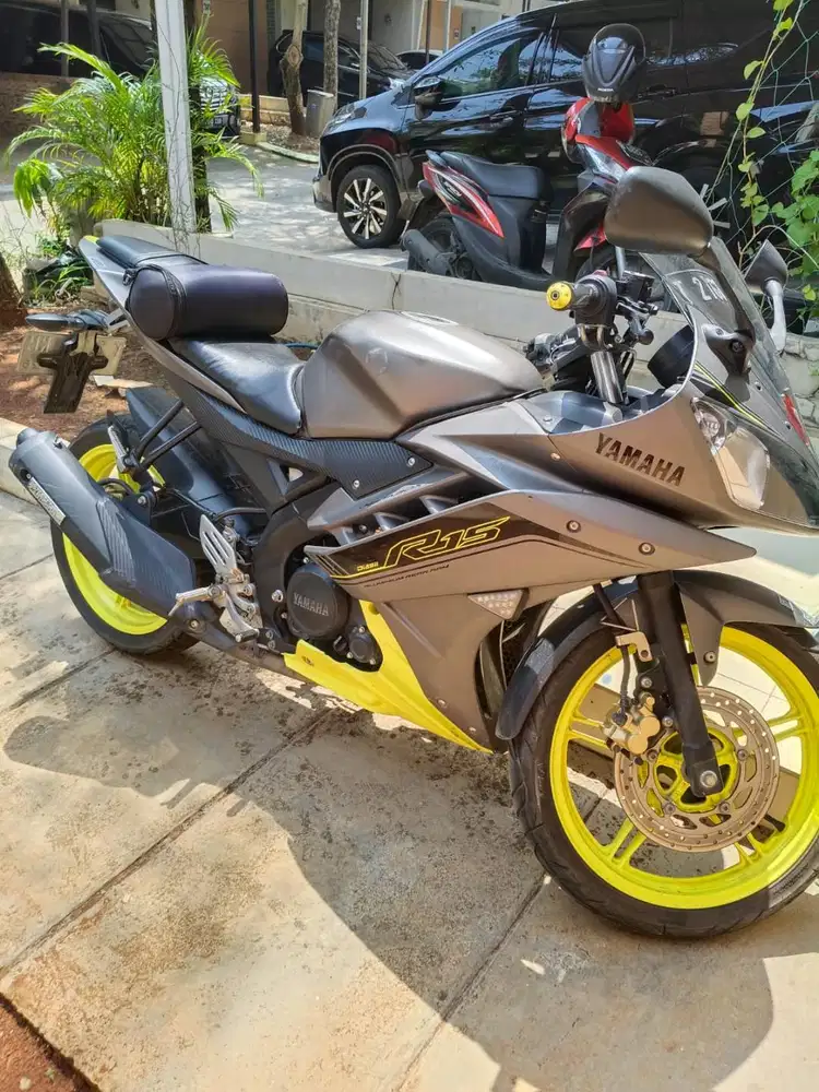 Yamaha R15 V2 tahun 2016