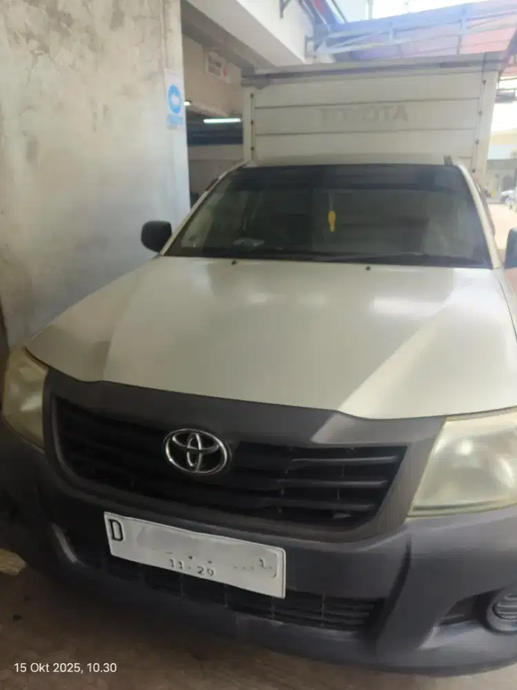 BU Jual Cepat Hilux 2.0 Box Bensin