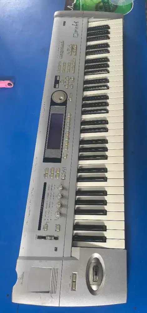 Korg Troton Le Sound Tebal