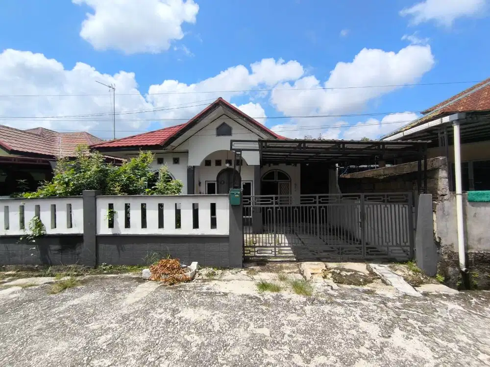 Dijual Cepat Rumah Lokasi Strategis Jln. Nangka Ujung