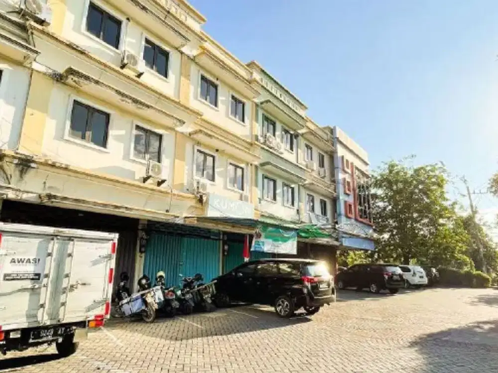 dijual rumah 2 lantai siap huni di arayab2 Surabaya 9x25 hanya 2,5m nego