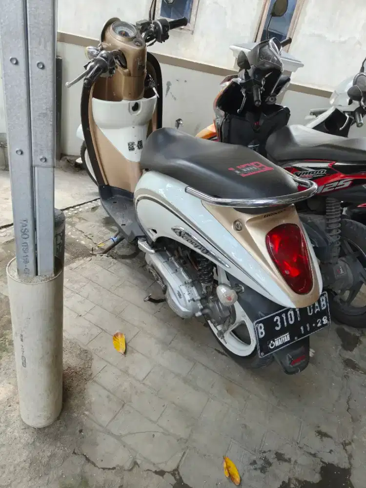 Scoopy THN 2012 plat B Jakarta