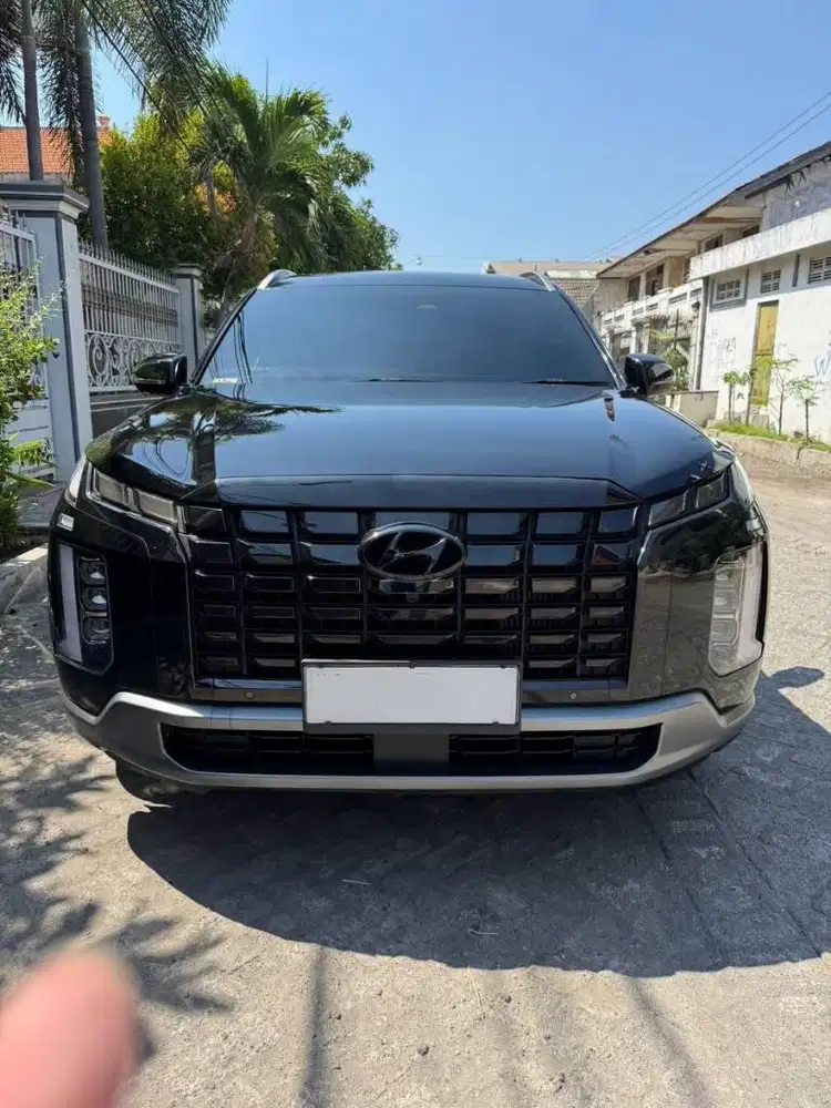 Dijual Cepat Hyundai Palisade Signature AT 2023 Hitam