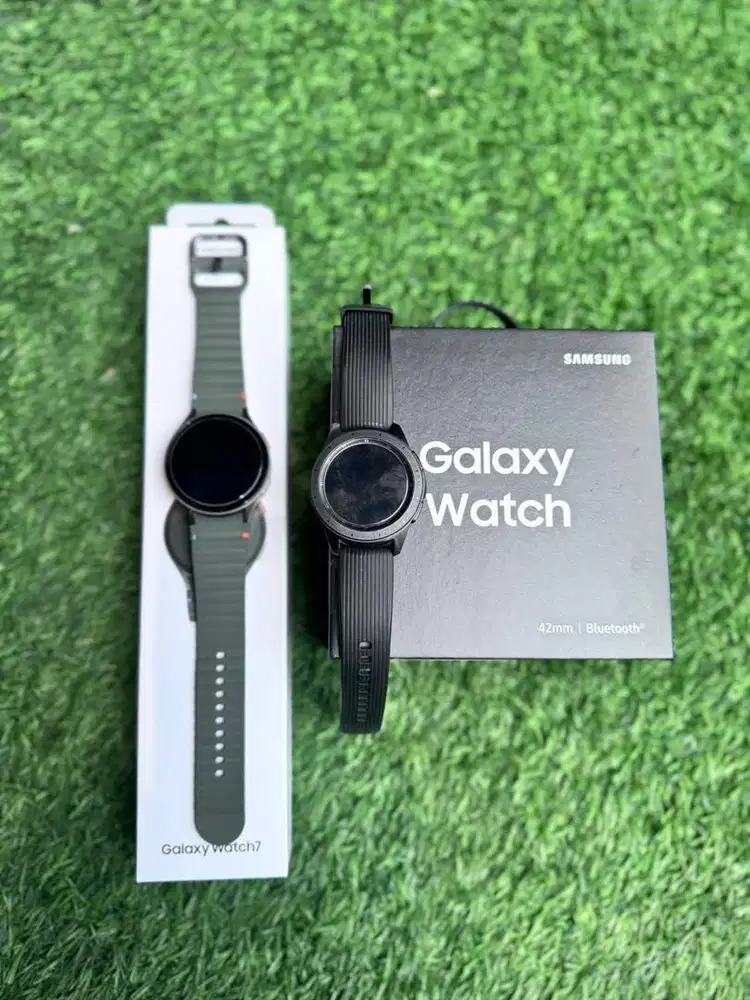 Bundling Jam Tangan. Samsung Galaxy Watch dan Samsung Galaxy Watch 7