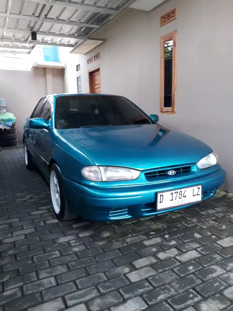 Hyundai elantra 1.6 MT
