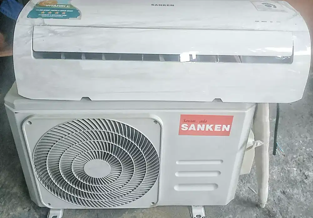 AC SANKEN 1/2 PK R32 Low300Watt Orisinil Dingin Sekali Normal Bagus
