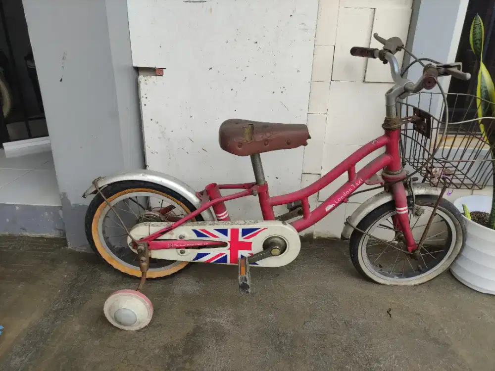 Sepeda anak London taxi bukan polygon united