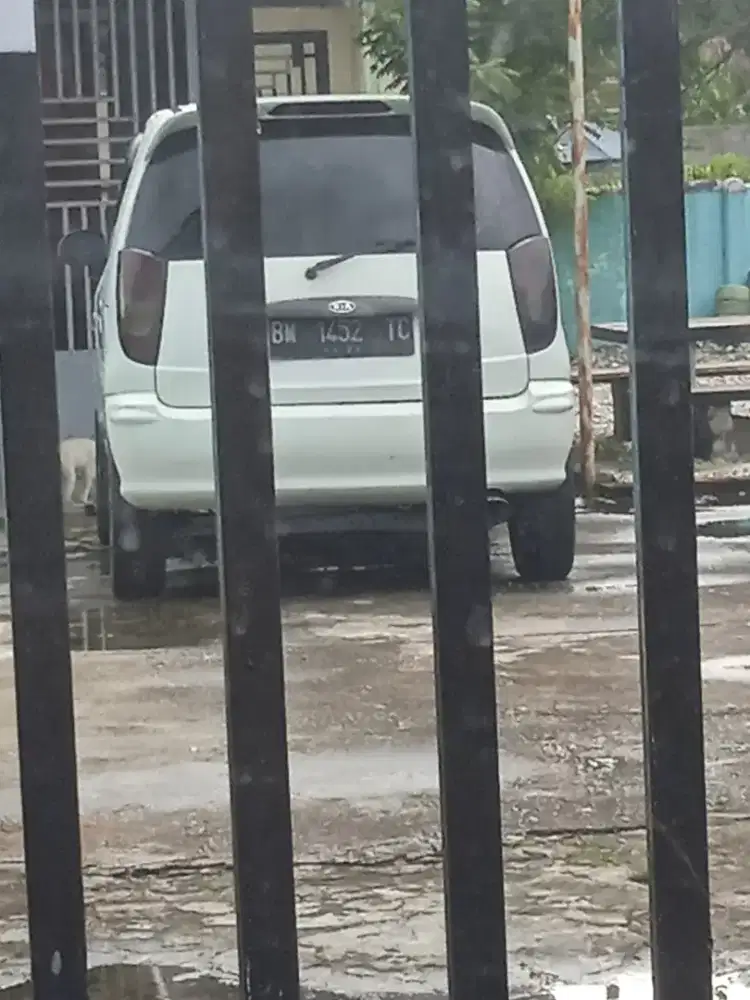 Dijual cepat BU mobil pribadi